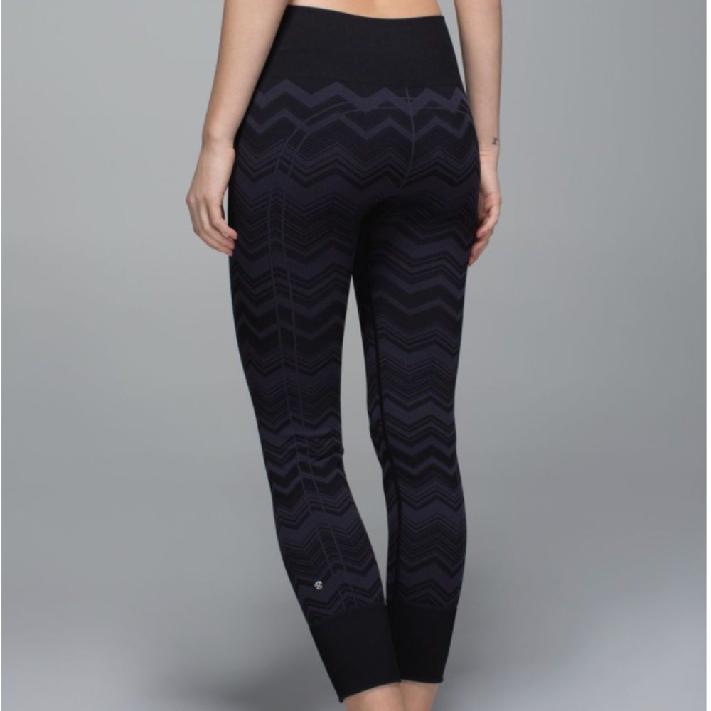 Lululemon Ebb To Street Pant Chevron Naval Blue 4